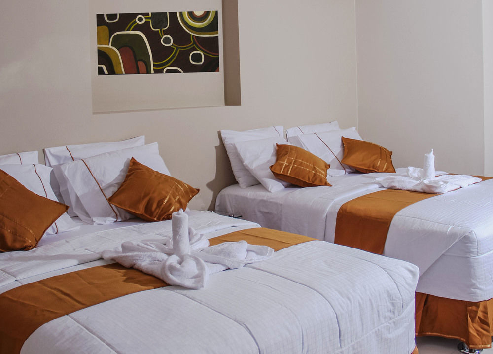 Bora Hotel Икитос Экстерьер фото